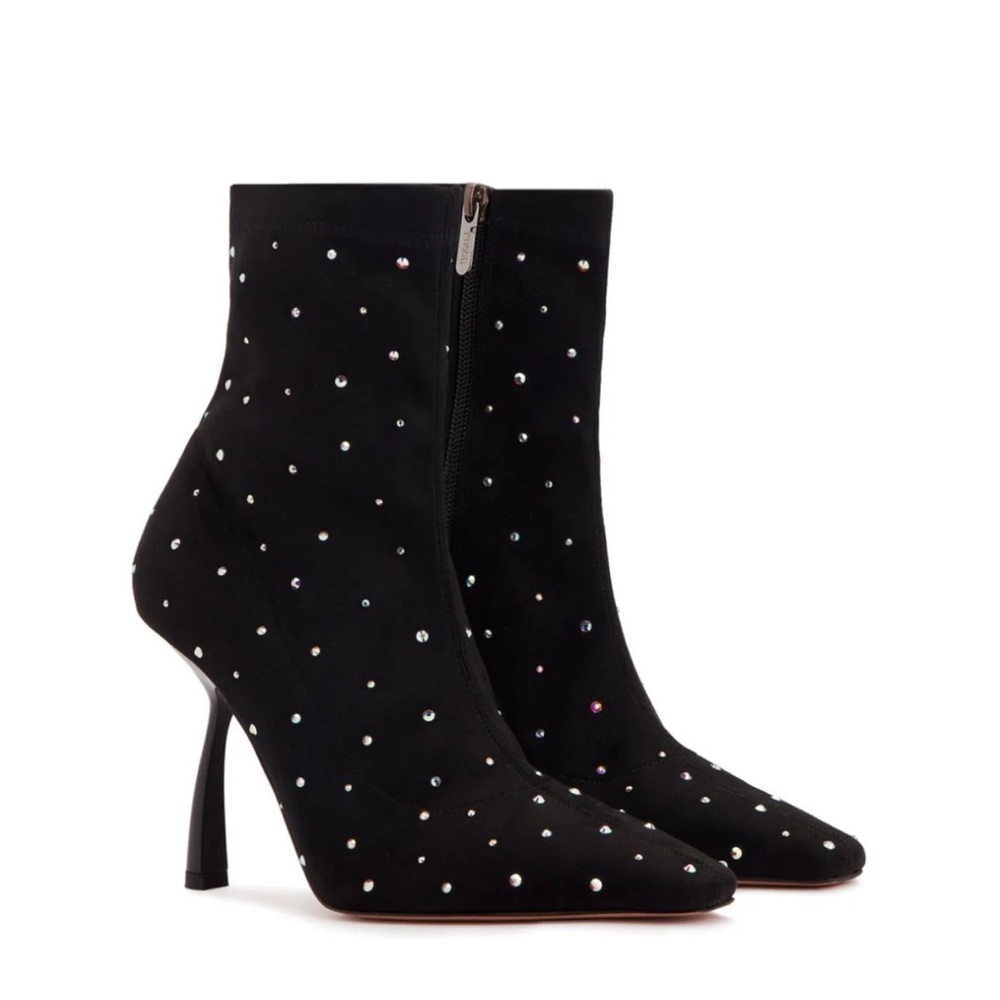 Gorgeous Piferi boots with studded embellishments. 120mm heel.